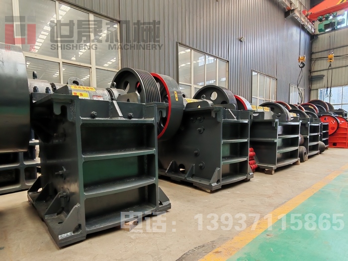 粗碎鄂式破碎机